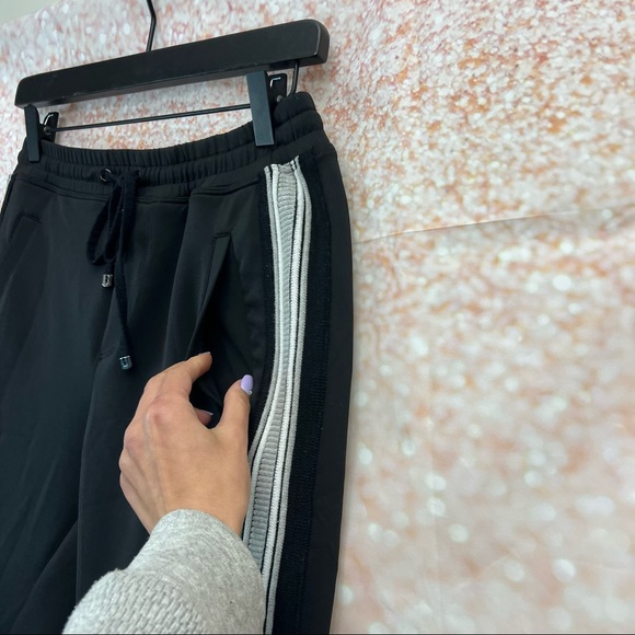 Koral Zone Sweatpant - Picture 5 of 12